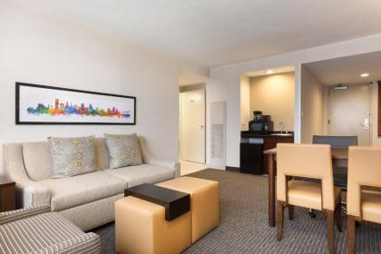 Embassy Suites Baltimore - at BWI Airport - image 16