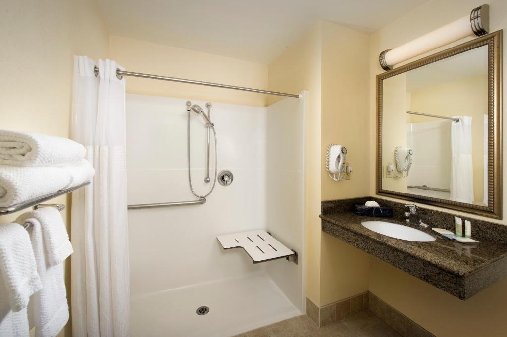 Staybridge Suites Baltimore BWI Airport an IHG Hotel - image 7