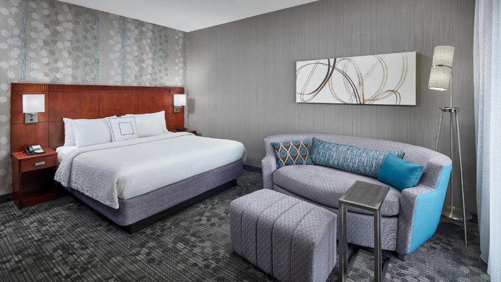 Courtyard By Marriott Baltimore BWI Airport - image 7