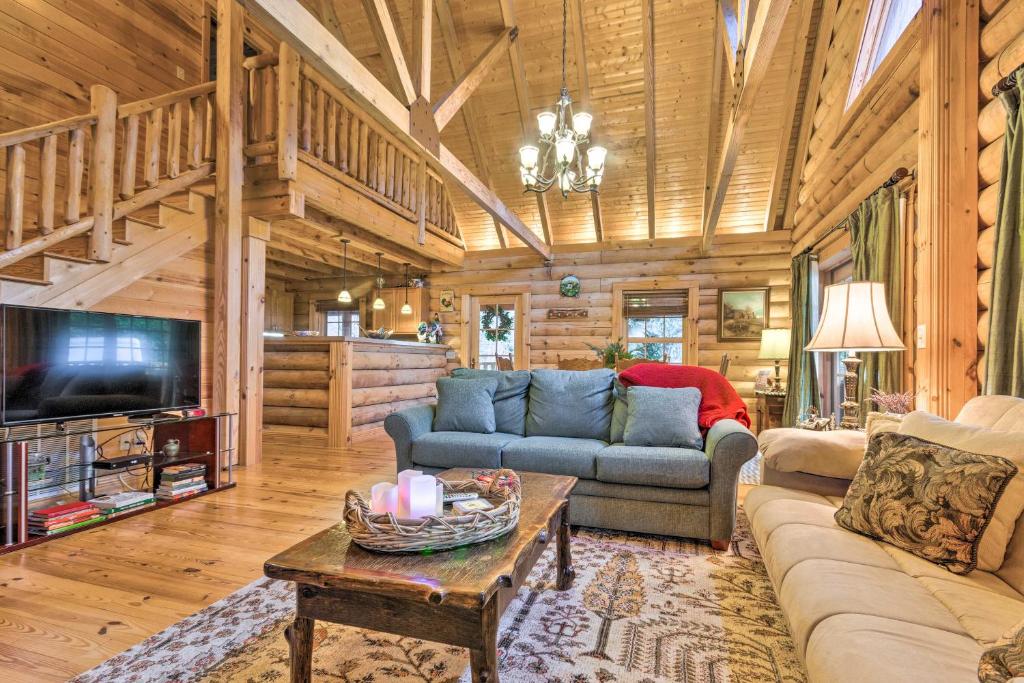 Superb Linville Mountain Cabin with Wraparound Decks! - main image