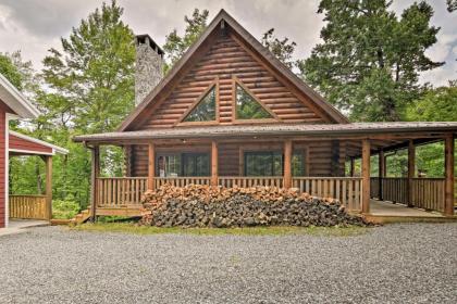 Superb Linville Mountain Cabin with Wraparound Decks! - image 8