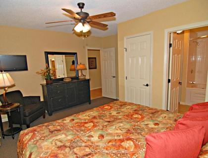 Comfy Villa in the Fresh Mountain Air of Banner Elk - Two Bedroom #1 - image 15