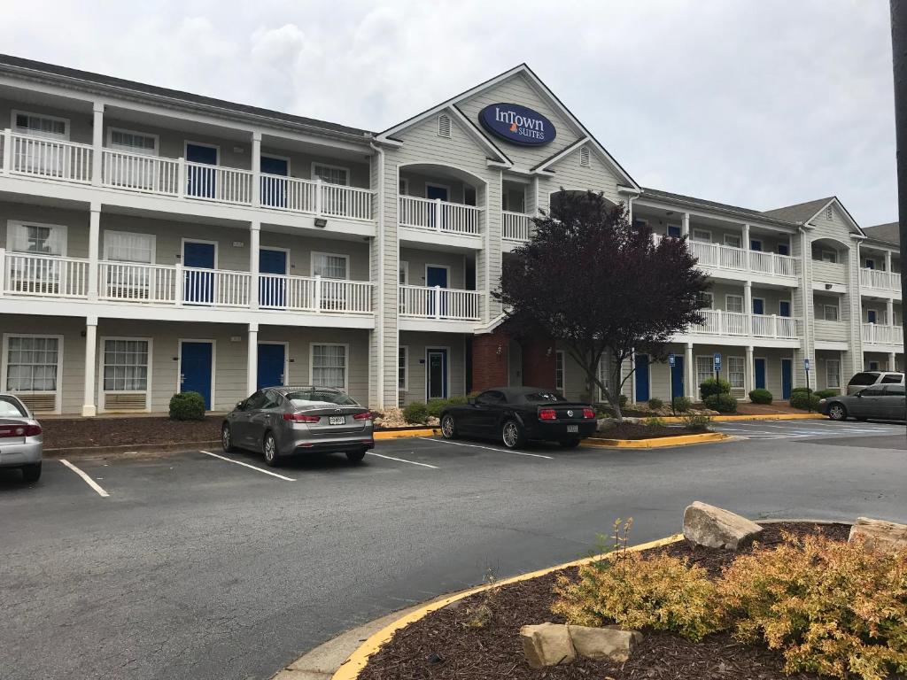 InTown Suites Extended Stay Atlanta GA - Lithia Springs - image 2