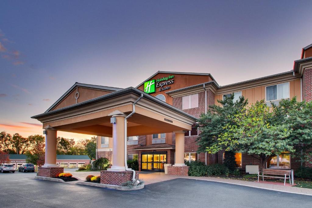 Holiday Inn Express Hotel & Suites Lancaster-Lititz an IHG Hotel - main image