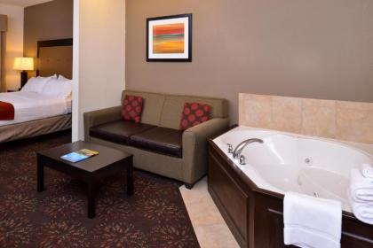 Holiday Inn Express Hotel & Suites Lancaster-Lititz an IHG Hotel - image 20