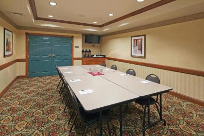 Country Inn & Suites by Radisson Appleton North WI - image 4