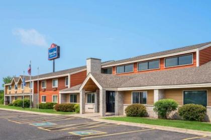 AmericInn by Wyndham Little Falls - image 1