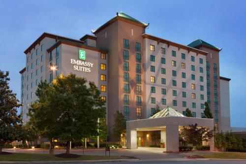 Embassy Suites Little Rock - main image