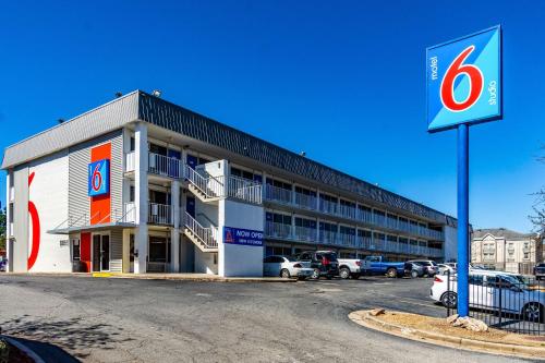 Motel 6-Little Rock AR - West - main image