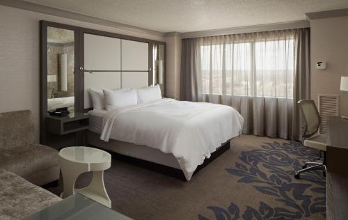 Little Rock Marriott - image 4