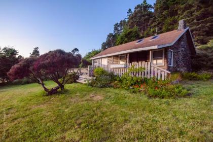 Buckhorn Bungalow - image 9