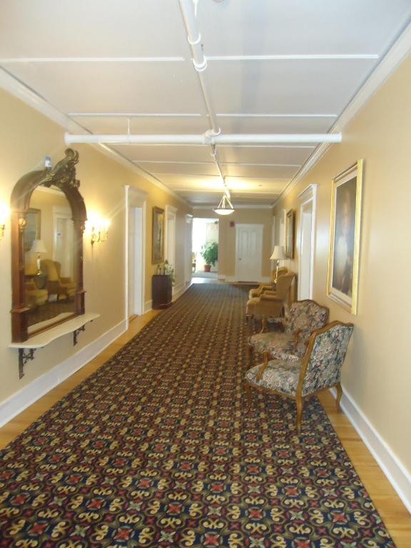 Thayers Inn - image 3