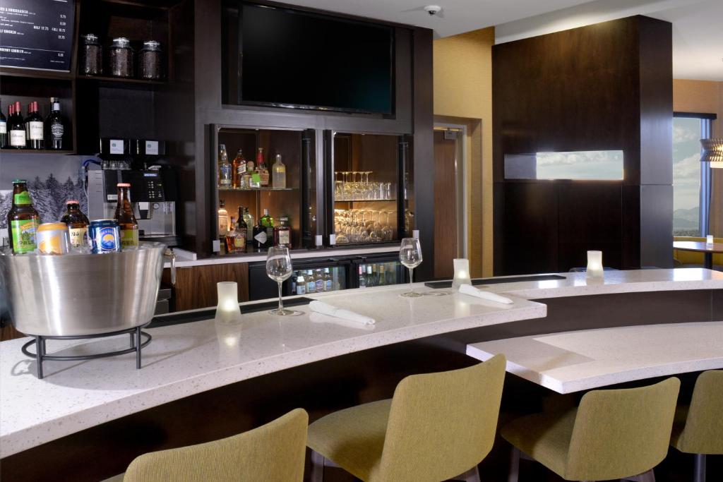 Courtyard by Marriott Denver Southwest/Littleton - image 2