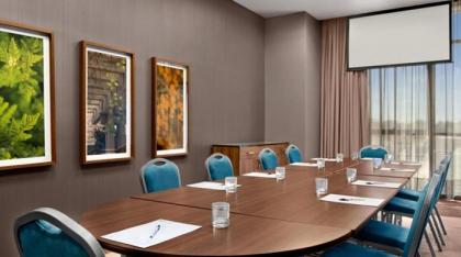 Hilton Garden Inn San Antonio-Live Oak Conference Center - image 2