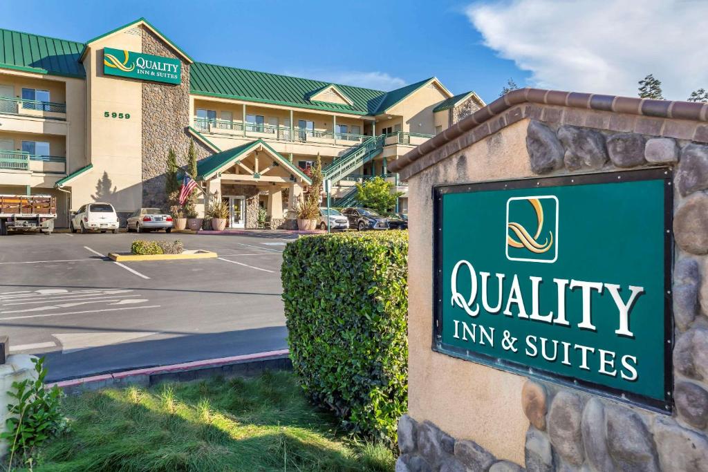 Quality Inn & Suites Livermore - image 6