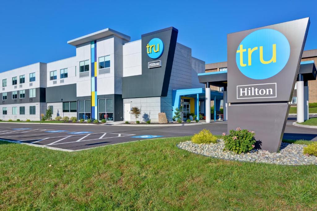 Tru by Hilton Syracuse North Airport Area - main image