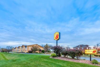 Super 8 by Wyndham Liverpool/Clay/Syracuse Area - image 2