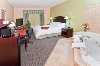 Hampton Inn Livingston - image 16