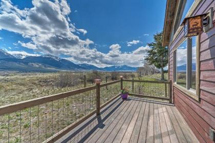 Mtn-View Cabin 40 Mi to Yellowstone Ntl Park! - image 3