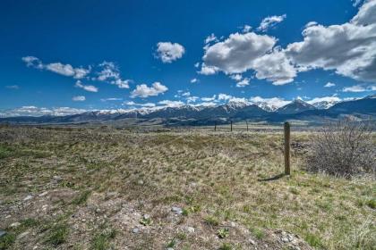 Mtn-View Cabin 40 Mi to Yellowstone Ntl Park! - image 8