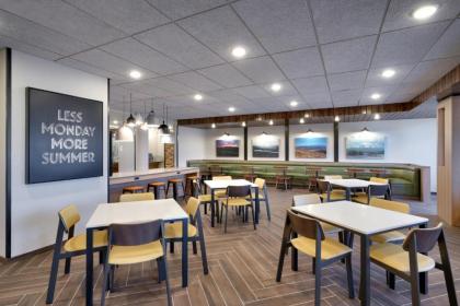 Fairfield Inn & Suites by Marriott Livingston Yellowstone - image 9