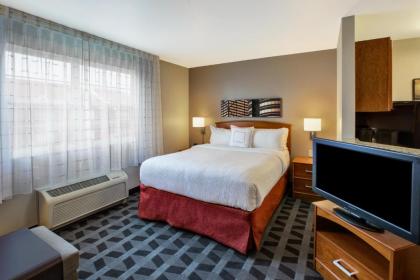 TownePlace Suites by Marriott Detroit Livonia - image 4