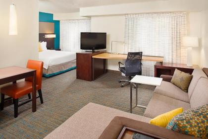 Residence Inn by Marriott Detroit Livonia - image 13