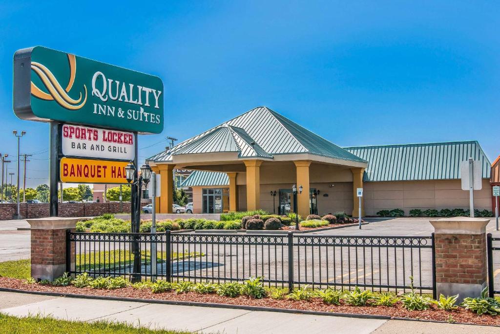 Quality Inn & Suites Banquet Center - main image