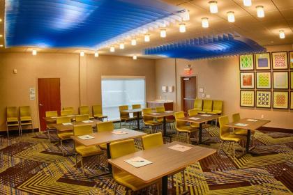 Holiday Inn Express & Suites - Detroit Northwest - Livonia an IHG Hotel - image 6