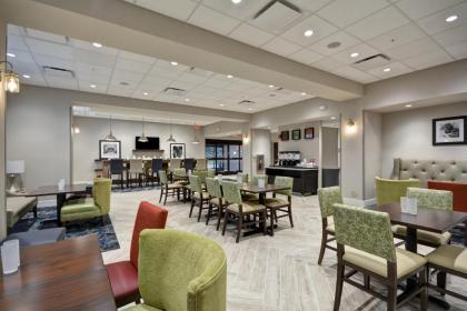 Hampton Inn Livonia Detroit - image 10