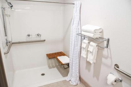 Best Western Lock Haven - image 12