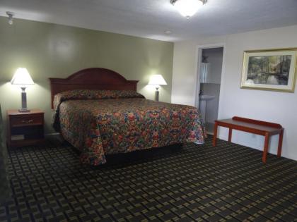 Budget Inn Columbus - image 9