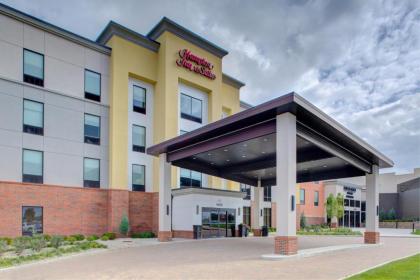 Hampton Inn And Suites By Hilton Columbus Scioto Downs Oh - image 9