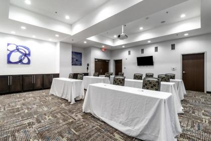 Hampton Inn Locust Grove - image 10