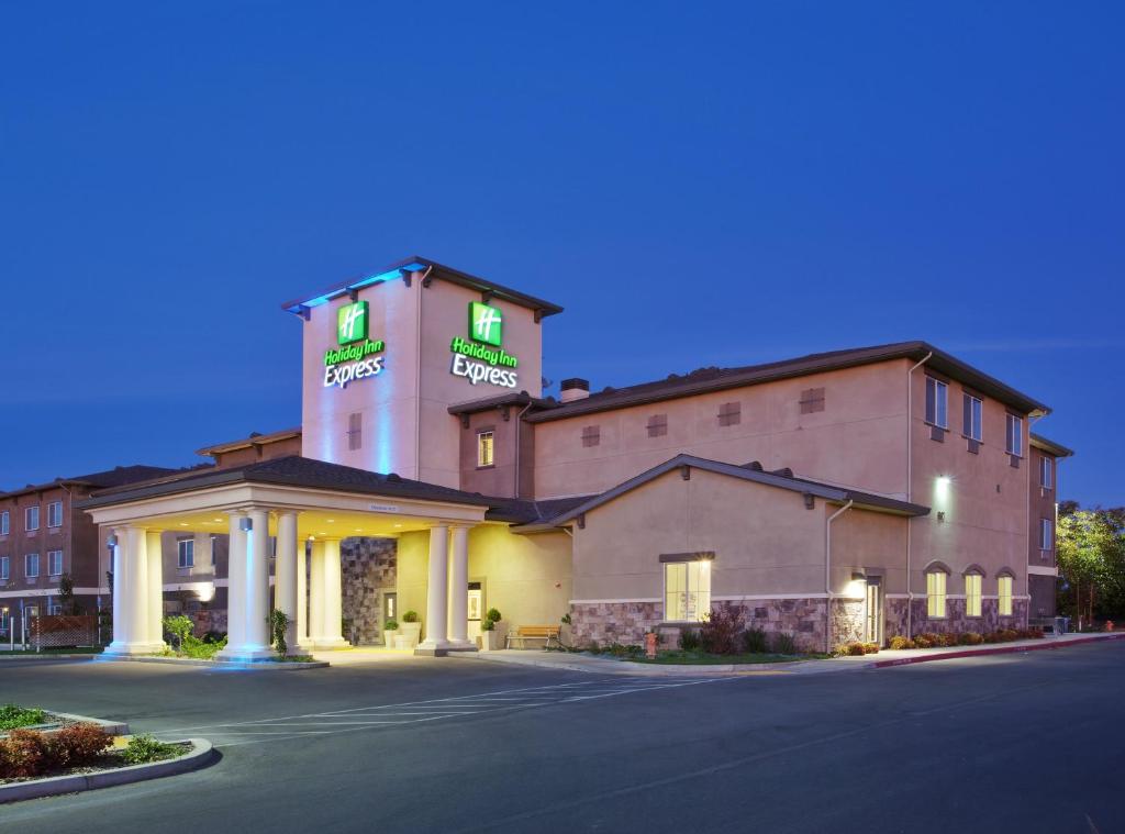 Holiday Inn Express Lodi an IHG Hotel - image 7