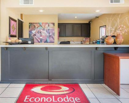 Econo Lodge Inn & Suites Lodi - Wine Country Area - image 9