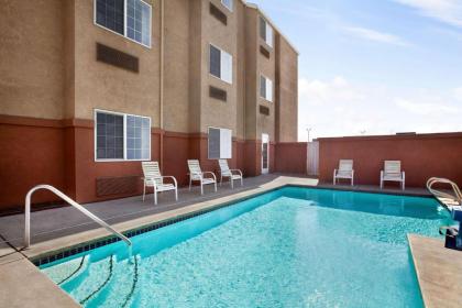 Microtel Inn & Suites Lodi - image 14