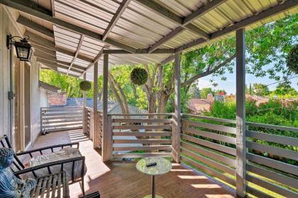 Luxurious Downtown Lodi Apartment in Wine Country! - image 15