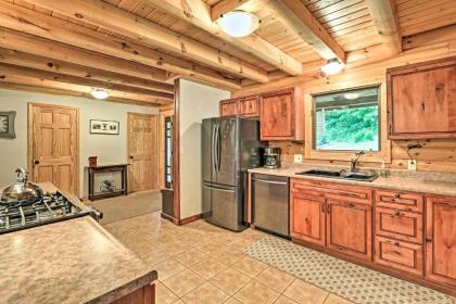 Quiet Cabin with Hot Tub and Trails about 15Mi to State Parks - image 9