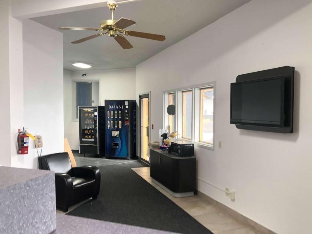 Motel 6 Missoula Mt - Wye - Travel Plaza - image 2