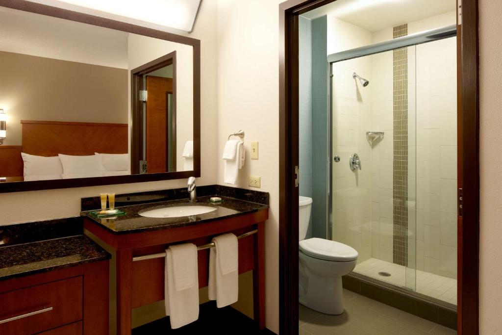 Hyatt Place Chicago - Lombard/Oak Brook - image 2