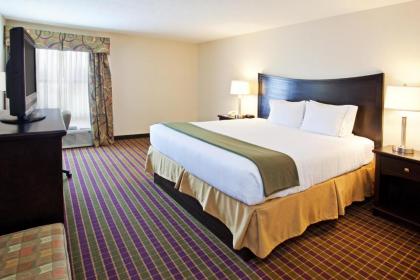 Holiday Inn Express London-I-70 an IHG Hotel - image 7