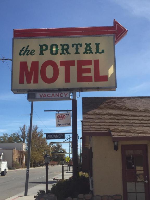 Portal Motel - main image