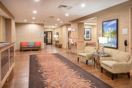 Hampton Inn and Suites Denver/South-RidgeGate - image 3