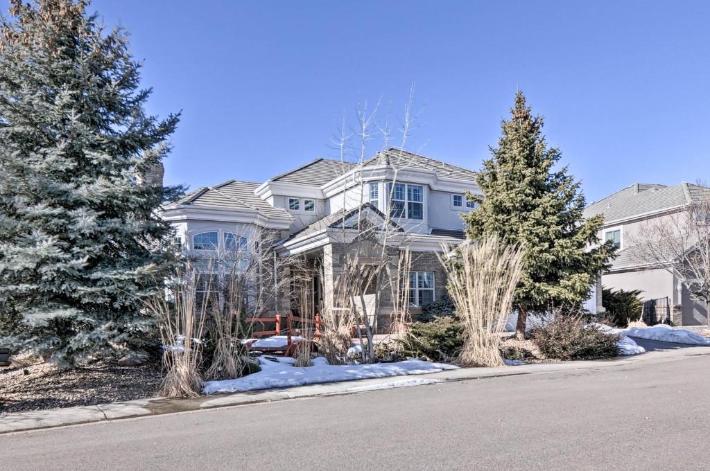 Elegant Lone Tree Home - Near Hiking Trails and Denver - main image