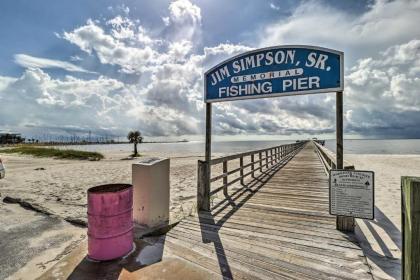 Long Beach Hideaway - Walk to Ocean Shops Bars! - image 13