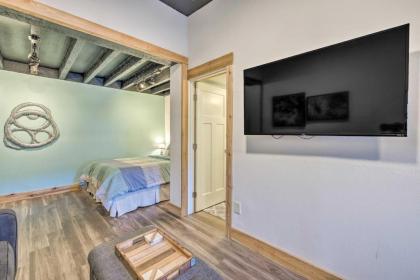 Long Beach Studio in Downtown - Walk to Ocean! - image 9