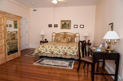 Cedars & Beeches Bed & Breakfast - image 14