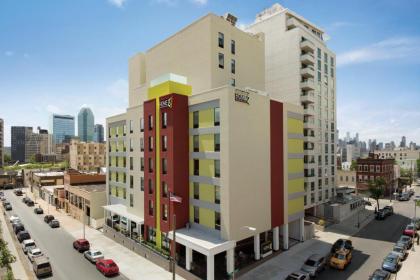 Home2 Suites Long Island City/Manhattan View - image 11