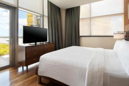 Hilton Garden Inn Long Island City - image 13